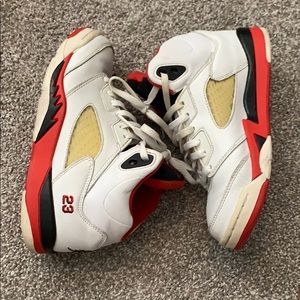 Fire red Jordan retro 5s